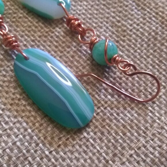 Banded Green Agate & Kiwi Jasper - Long Dangle Earrings - Copper Wire Earwires - Picture 5 of 10
